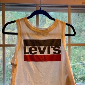 Levi's White and Brown Logo Tee